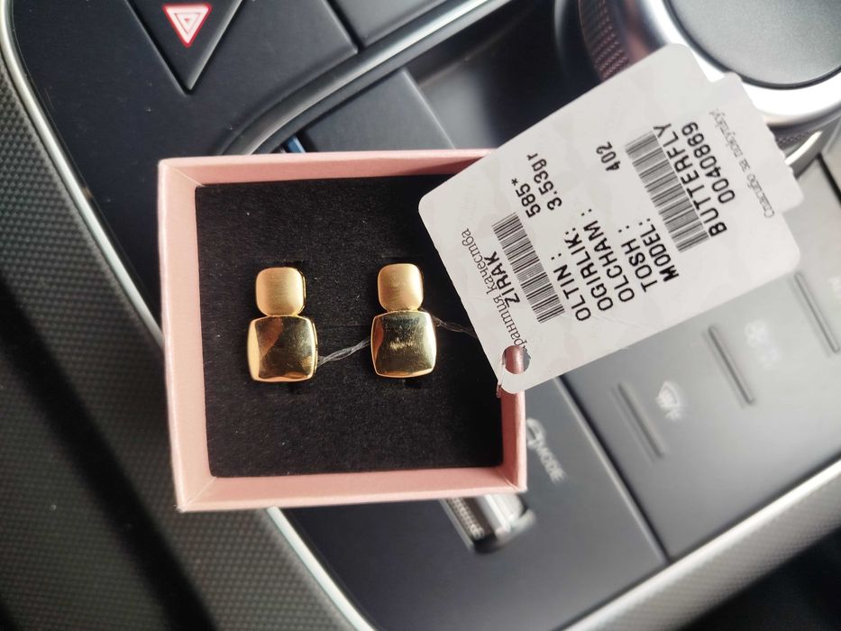 Продаётся золото новые серёжки