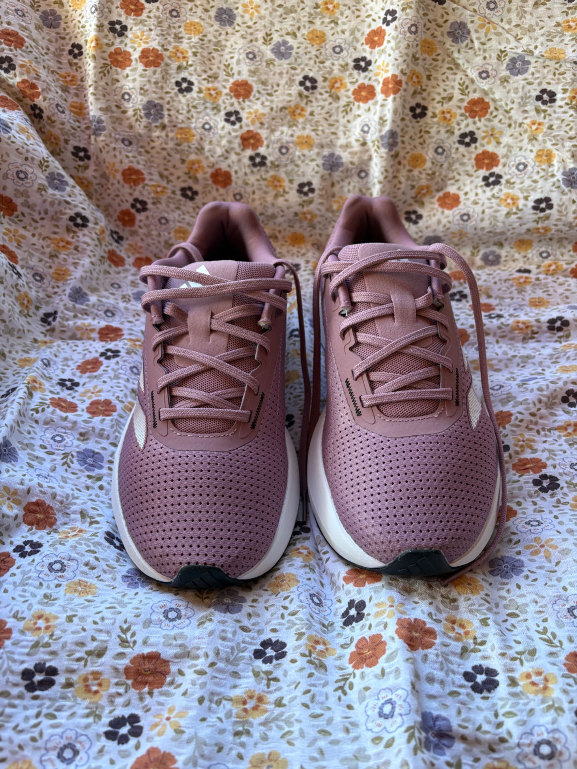 маратонки Adidas Galaxy 6