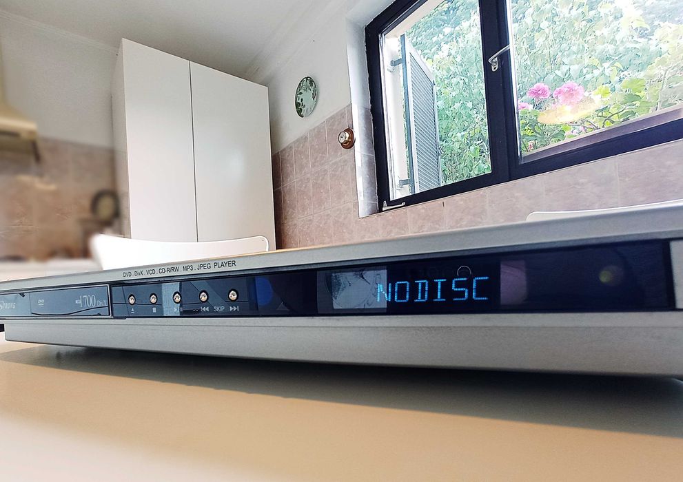 DVD player SRT-1700 DivX