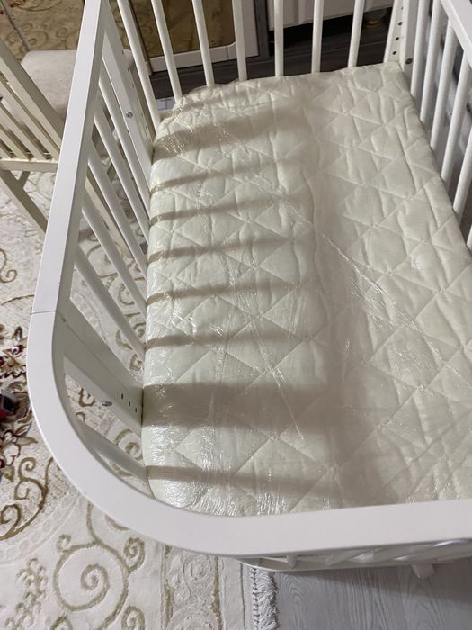 Детская кровать с матрасом