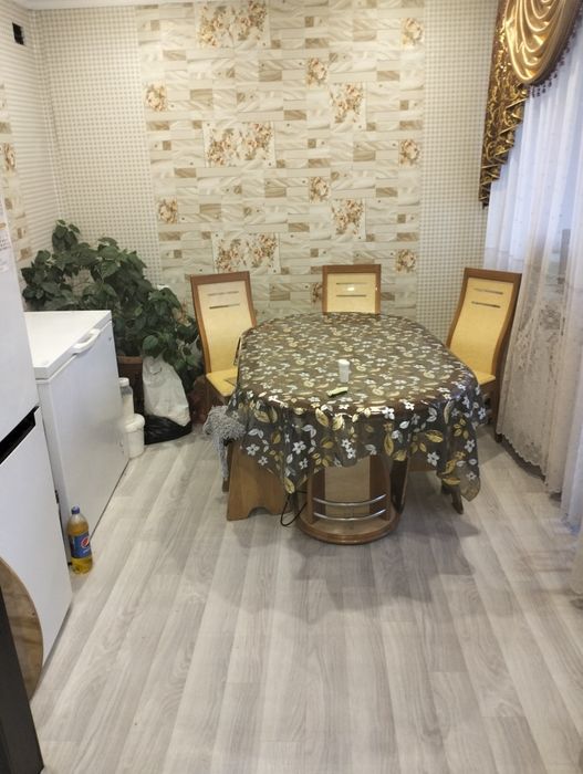 Сдам комнату с подселением проживпние с хозяйкой