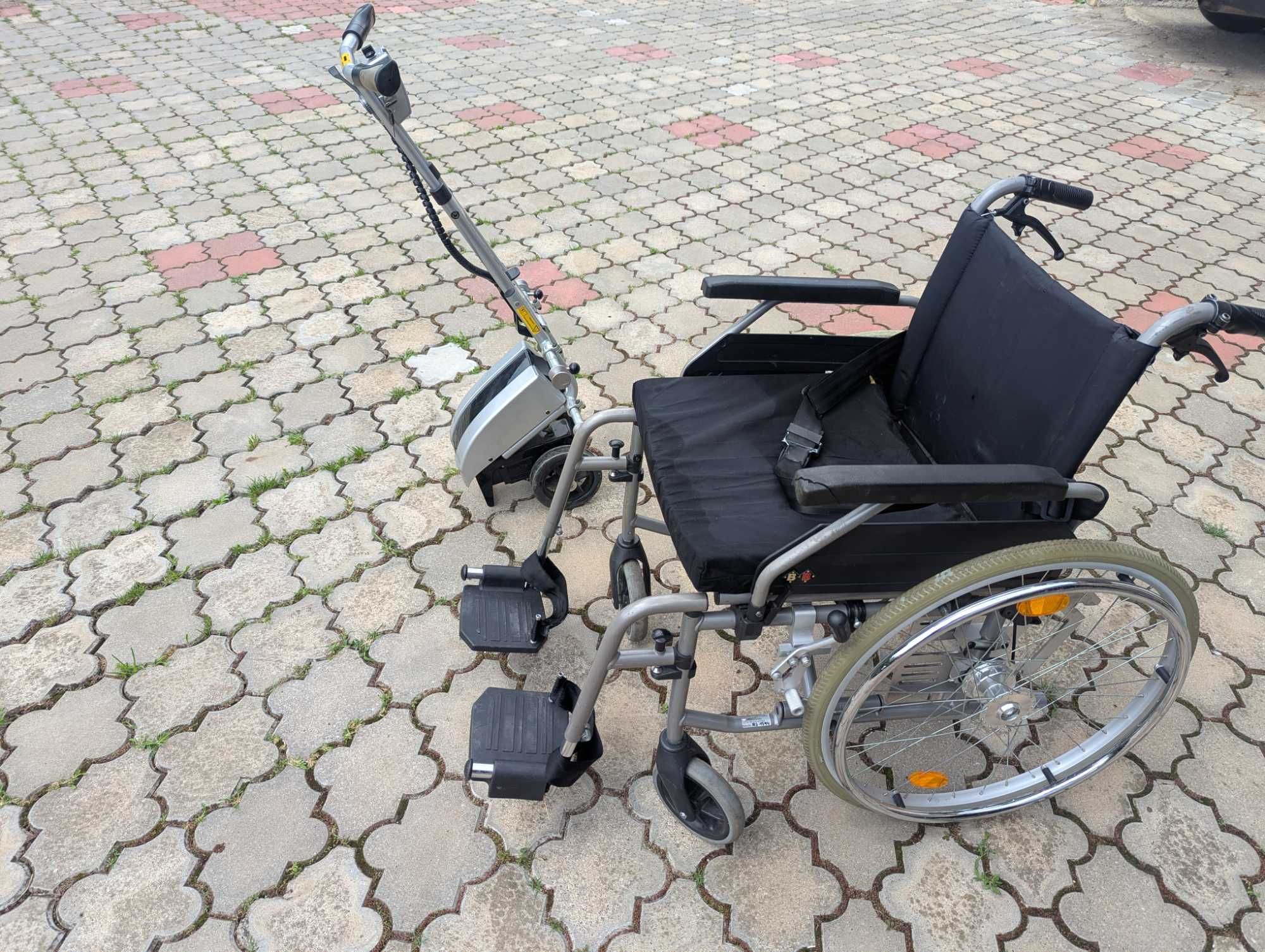 Carucior pliabil electric pentru persoane cu nevoi speciale