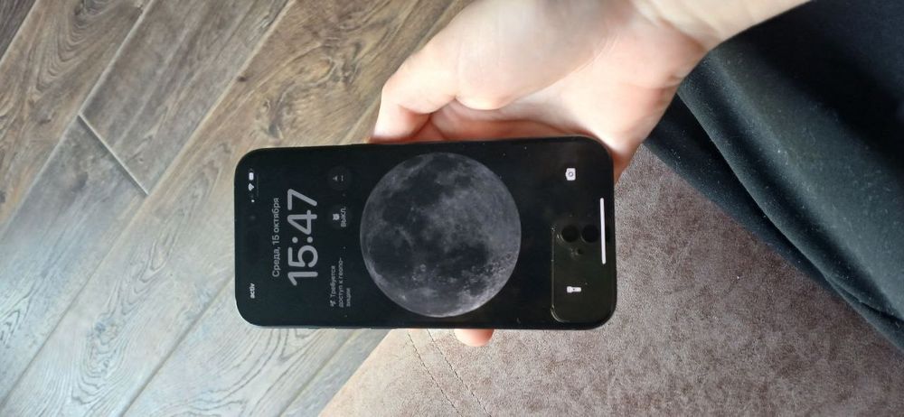 Продаю iPhone 15 pro