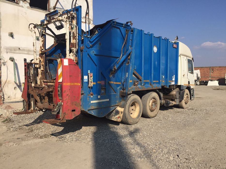 Daf Cf gunoier la dezmembrat