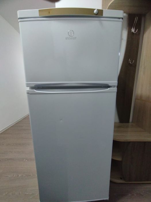 indesit холодильник компактный белый б/у