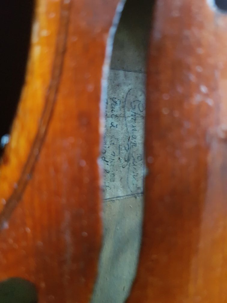 Vioara stradivarius