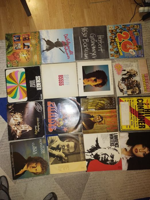 Vinyl-uri nezgâriate, NEZGÂRIATE! PRET NEG.