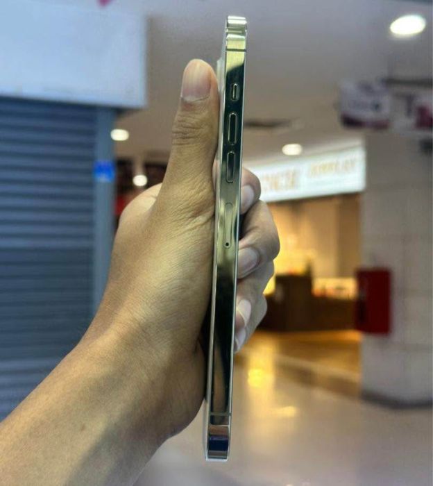 iPhone 13 PRO de 256 GB cu 100% Bateria