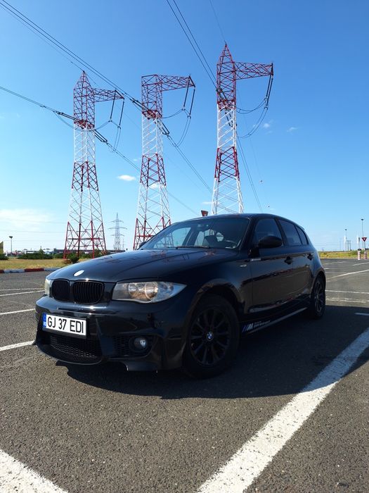 Vând BMW seria 1 M pachet