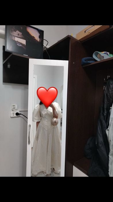 Продам платье  белое