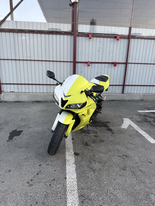 Honda CBR 600RR 2008 (nu yamaha , ktm, aprilia )