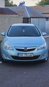 Opel Astra J 2010