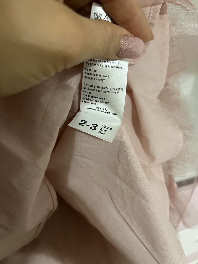 Прелестна рокля за малка принцеса