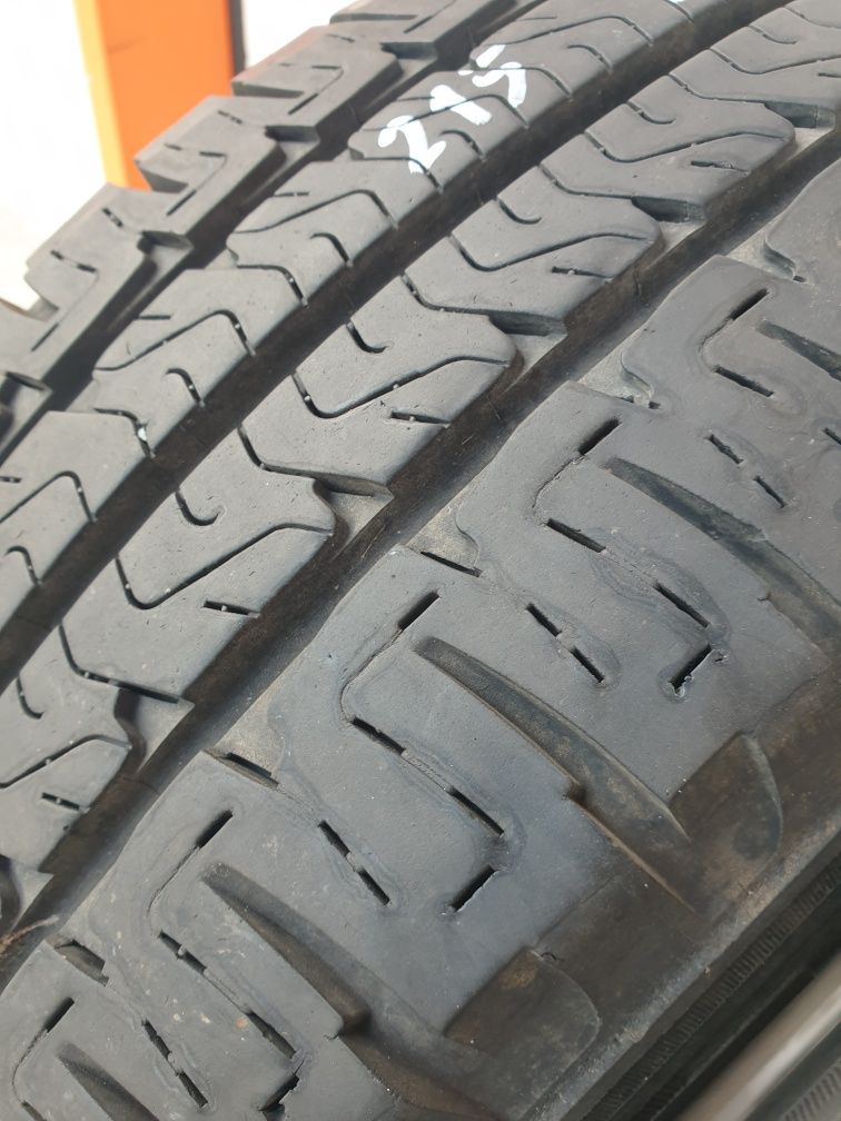 Летни гуми за Бус 2 броя MICHELIN Agilis 215 70 R15C дот 1516