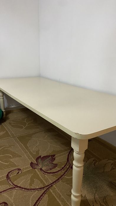 Продам стол