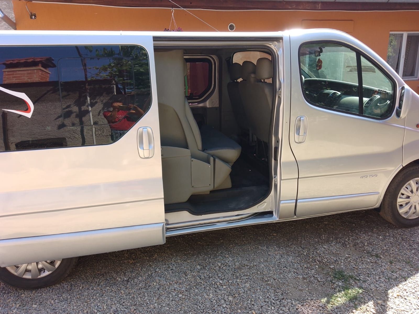 Renault trafic 1,9 refacut total fără rugină