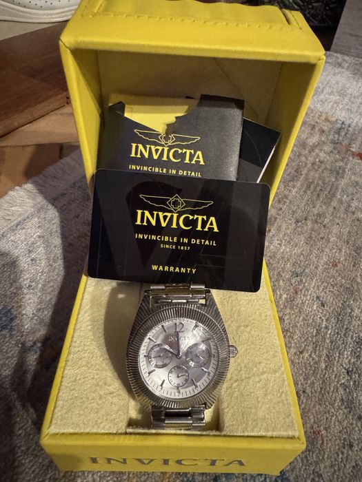 Vand ceas Invicta dama nou