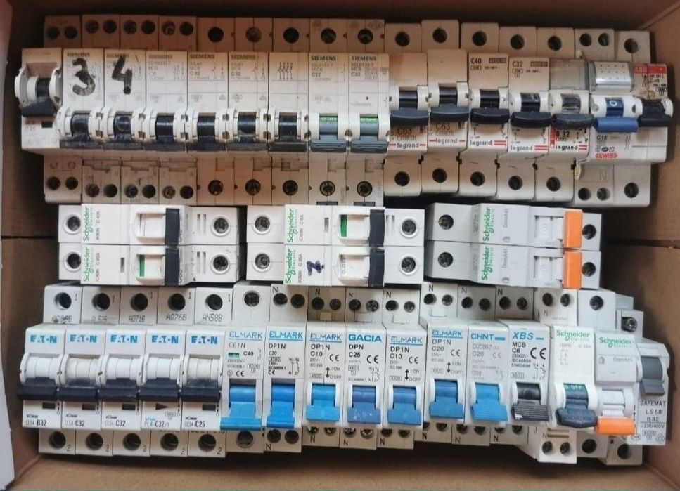 Sigurante automate- monopolare, bipolare tripolare, tetrapolare