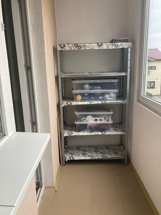 Închiriez apartament 3 camere