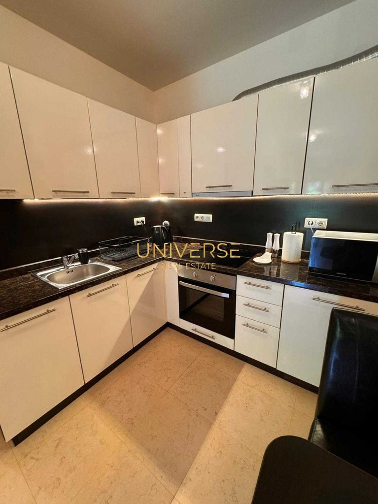 Продава се Двустаен апартамент в Свети Влас - 83 кв.м за 1543 €/кв.м - Снимка #1