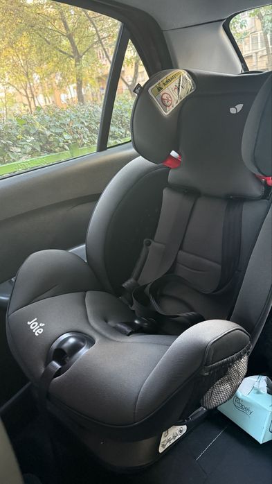 Vand Scaun auto Joie cu centuri
