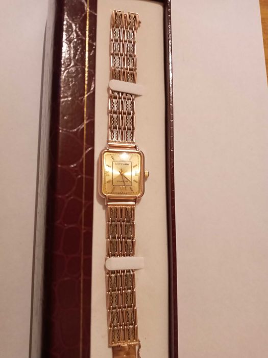 Золотые часы с браслетом «МакТайм»