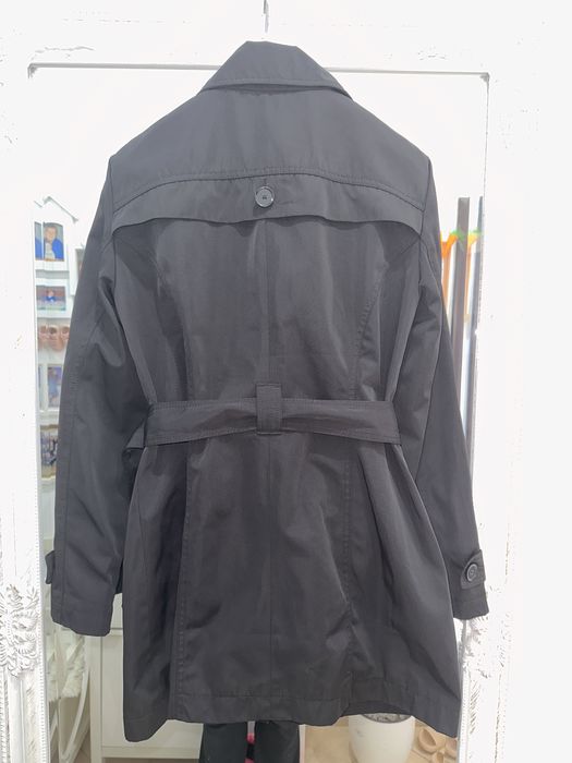 Trech LC WAIKIKI marime 38 stare foarte buna, pret 50 lei