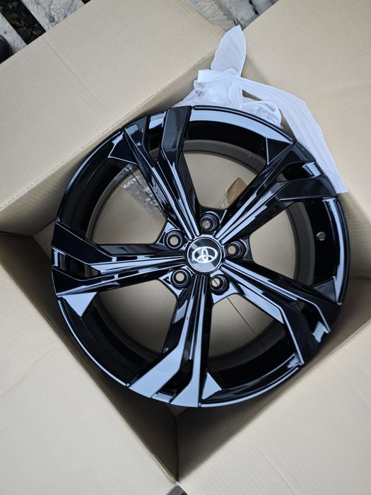 Jante de aliaj pentru toyota pe 18 marca rc wheels  model dalton