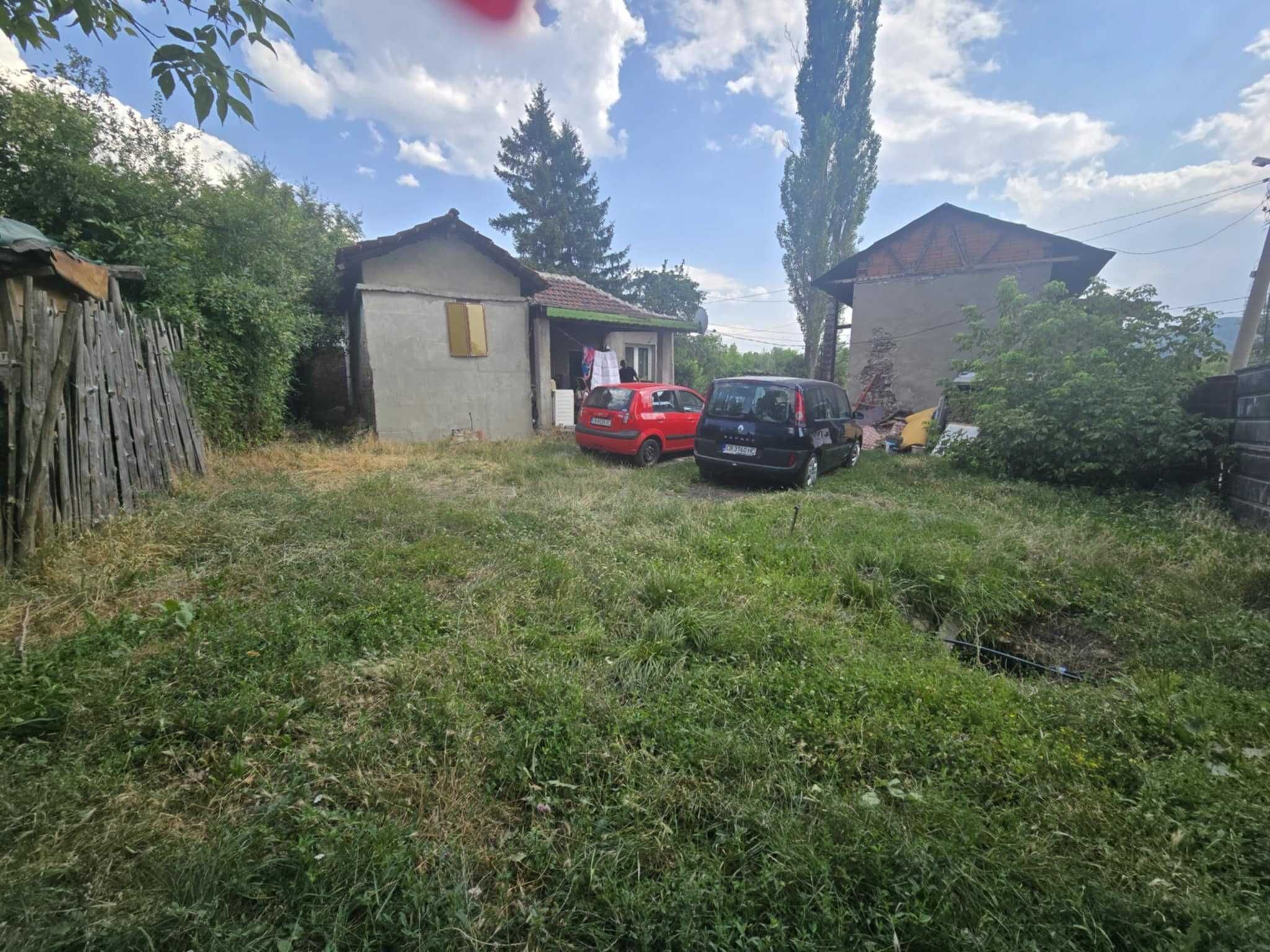 Продавам-Недвижим имот