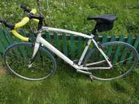 Bicicleta cursiera Specialized Secteur sport mărime XL