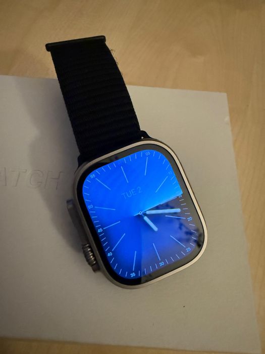 Apple Watch Ultra 49 mm Titanium Cellular