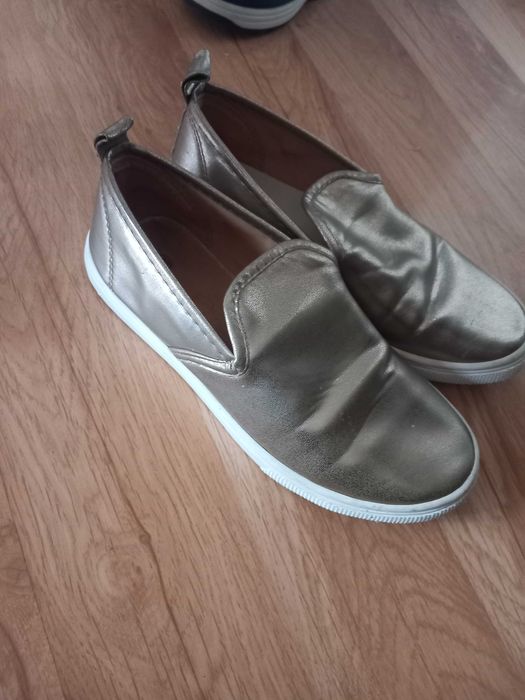 Expadrile damă aurii