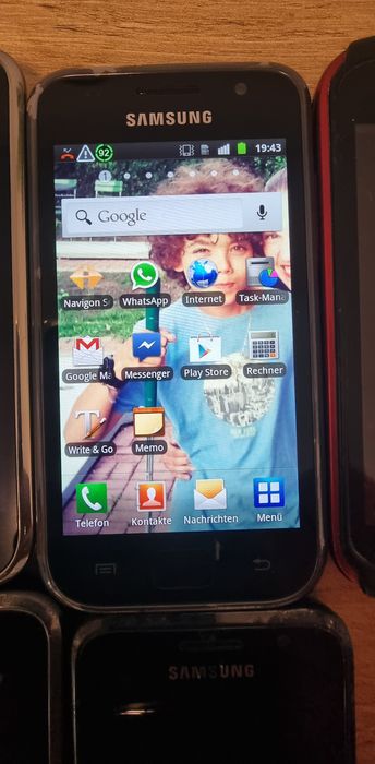 Телефон Samsung Galaxy S