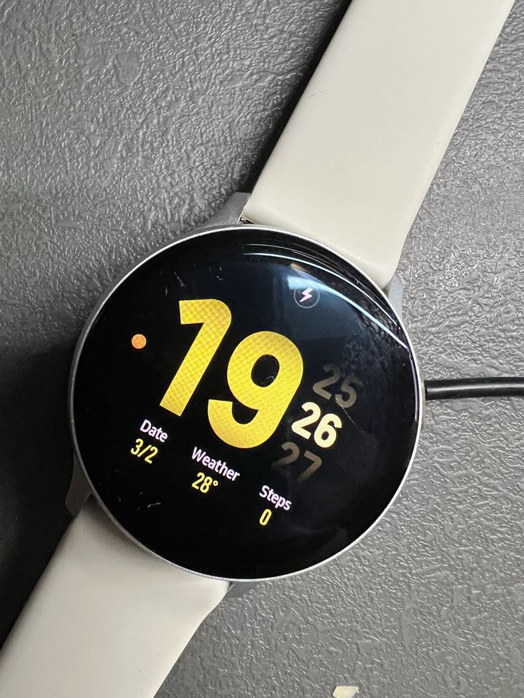 Galaxy watch active 2 40 mm