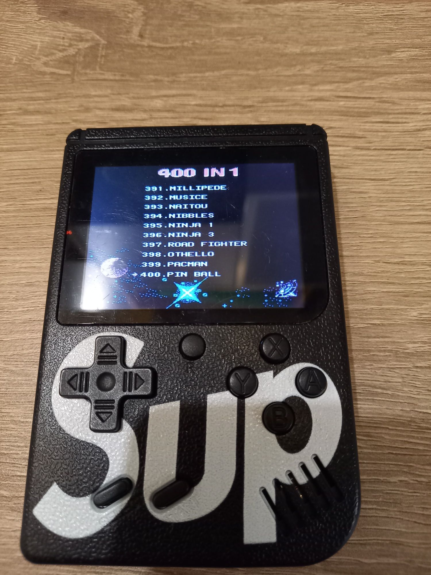Ретро гейминг конзола Sup с 400 игри