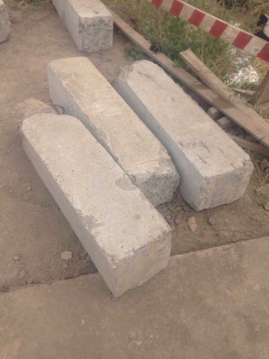 Продам оголовки свай 1 метр 2000тг