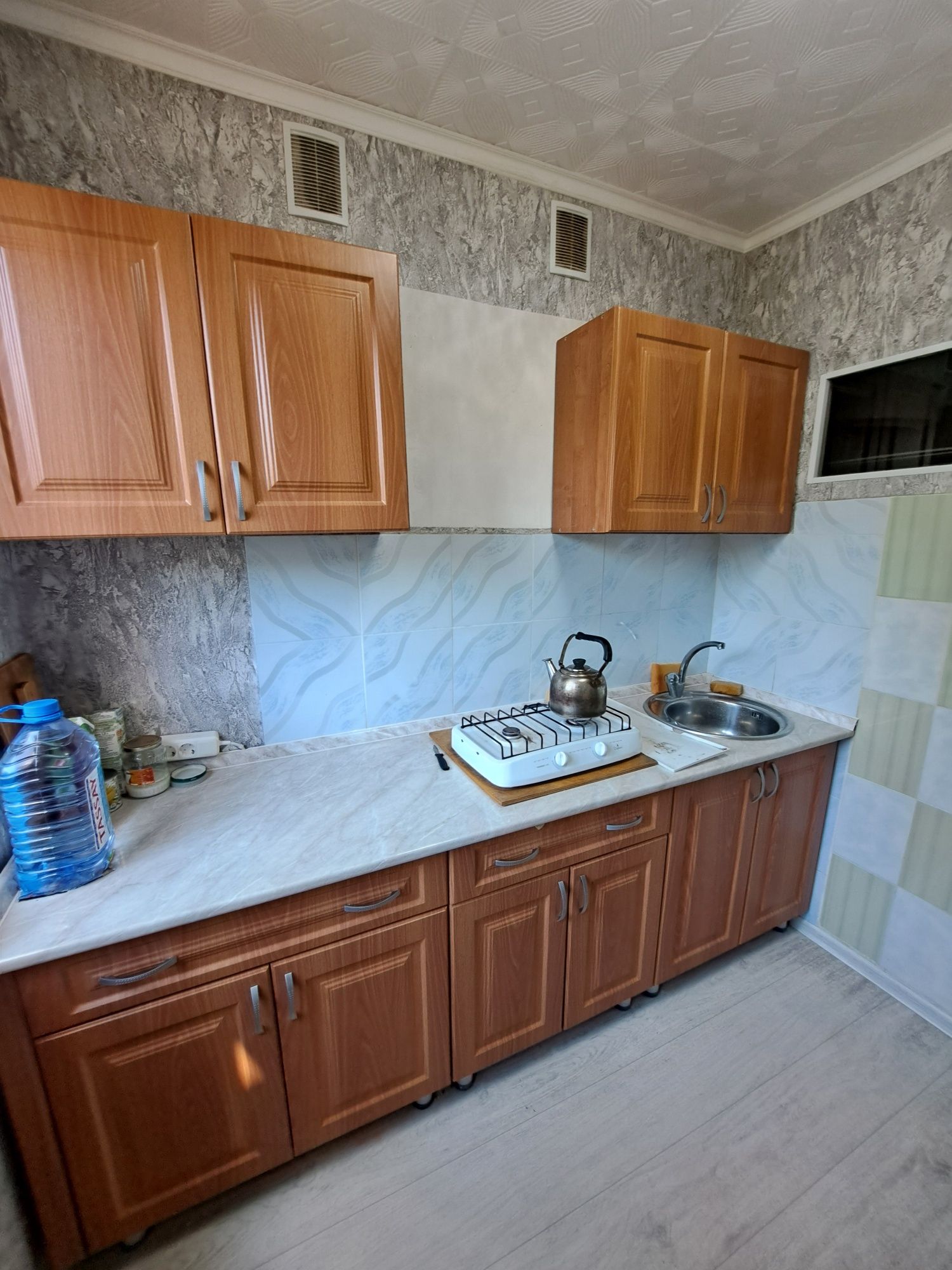 Продаём однокомнатную квартиру на 6ом микрорайоне