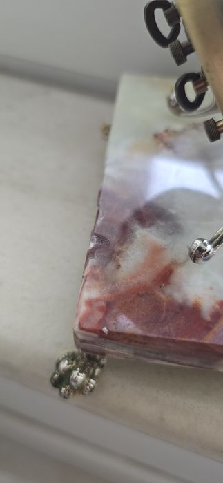 Механичен часовник с декорация херувим. Оникс, месинг. Декор.