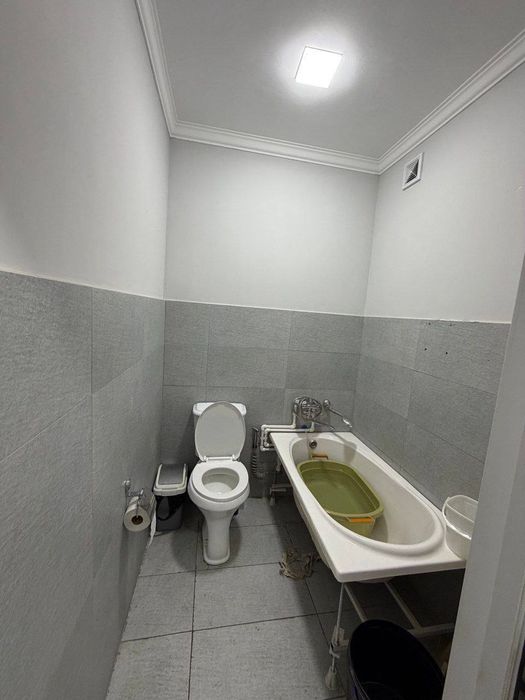 Срочно продаётся нежилое помещение  100м²   метро Ойбек   Angels food