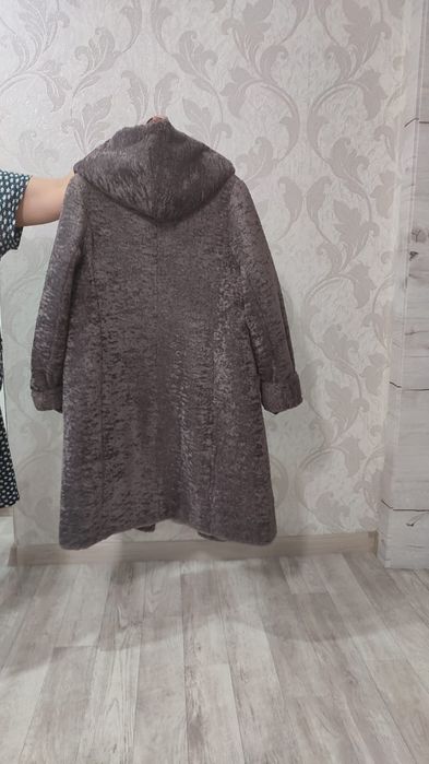 Кёрли пальто с капюшоном