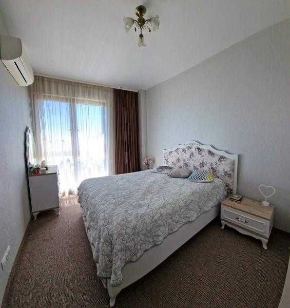 Топ имот! Тристаен апартамент в Резиденция Лазурен бряг! Гледка море!