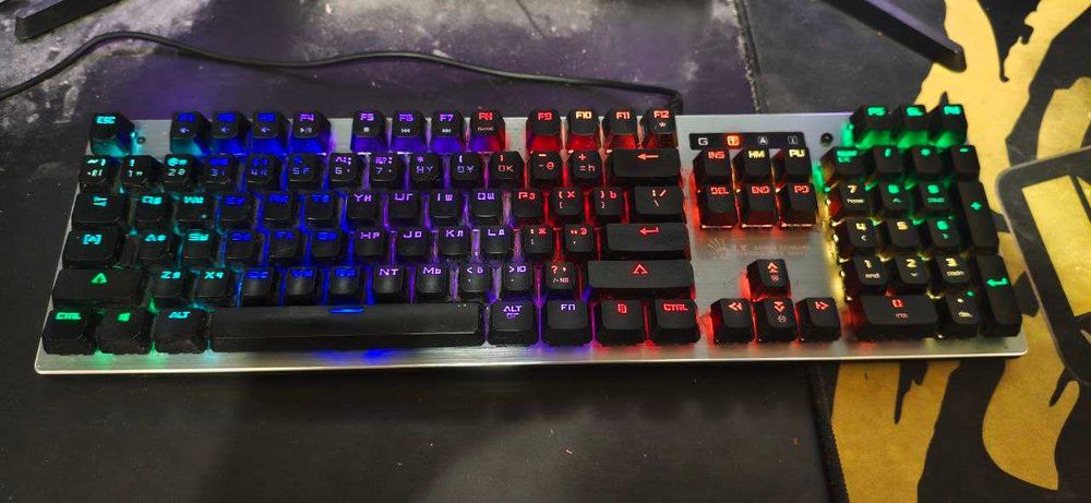 Клавиатура Bloody B760