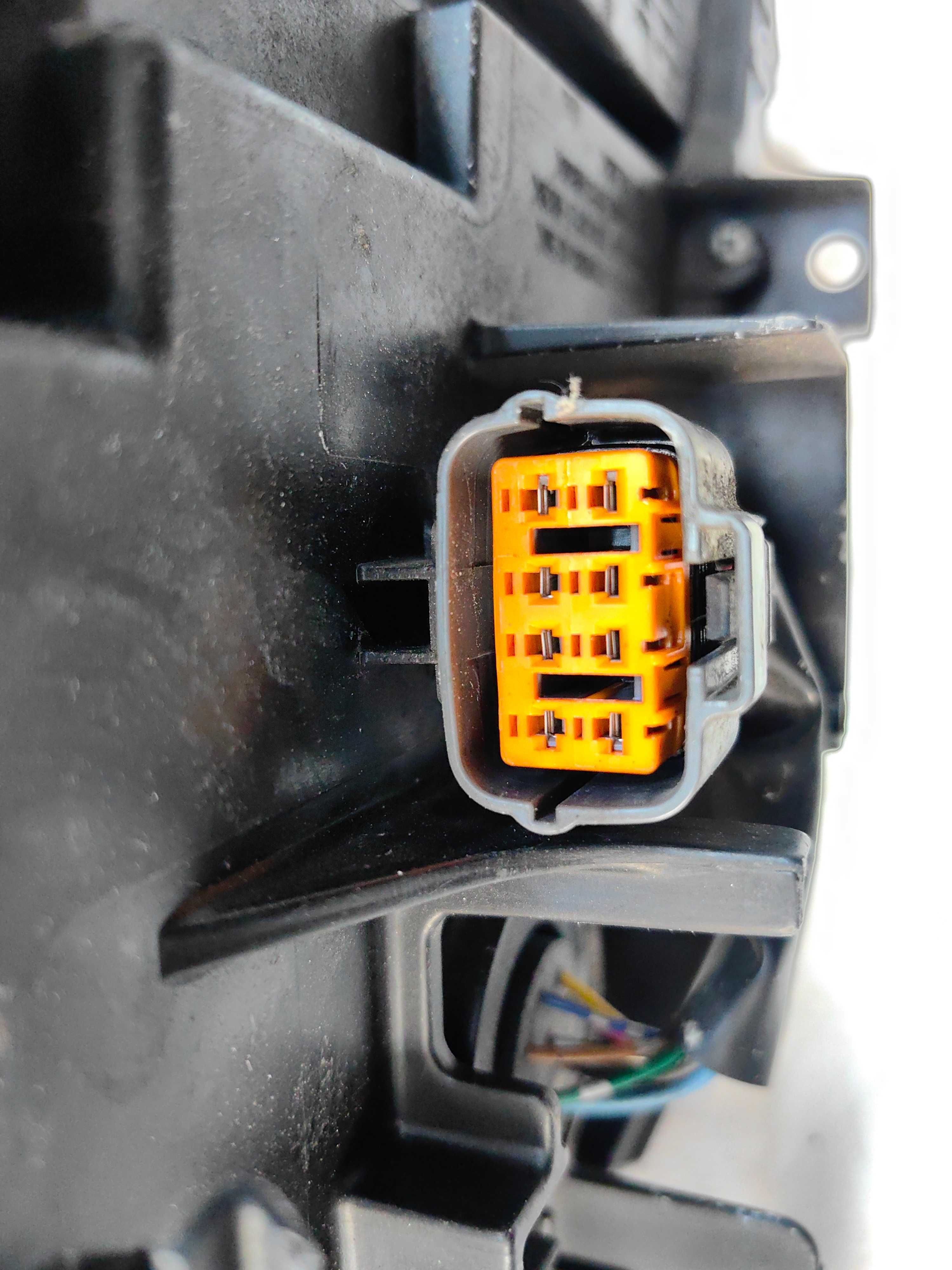 Оригинален фар Мазда 6  Mazda 6 Led Bixenon