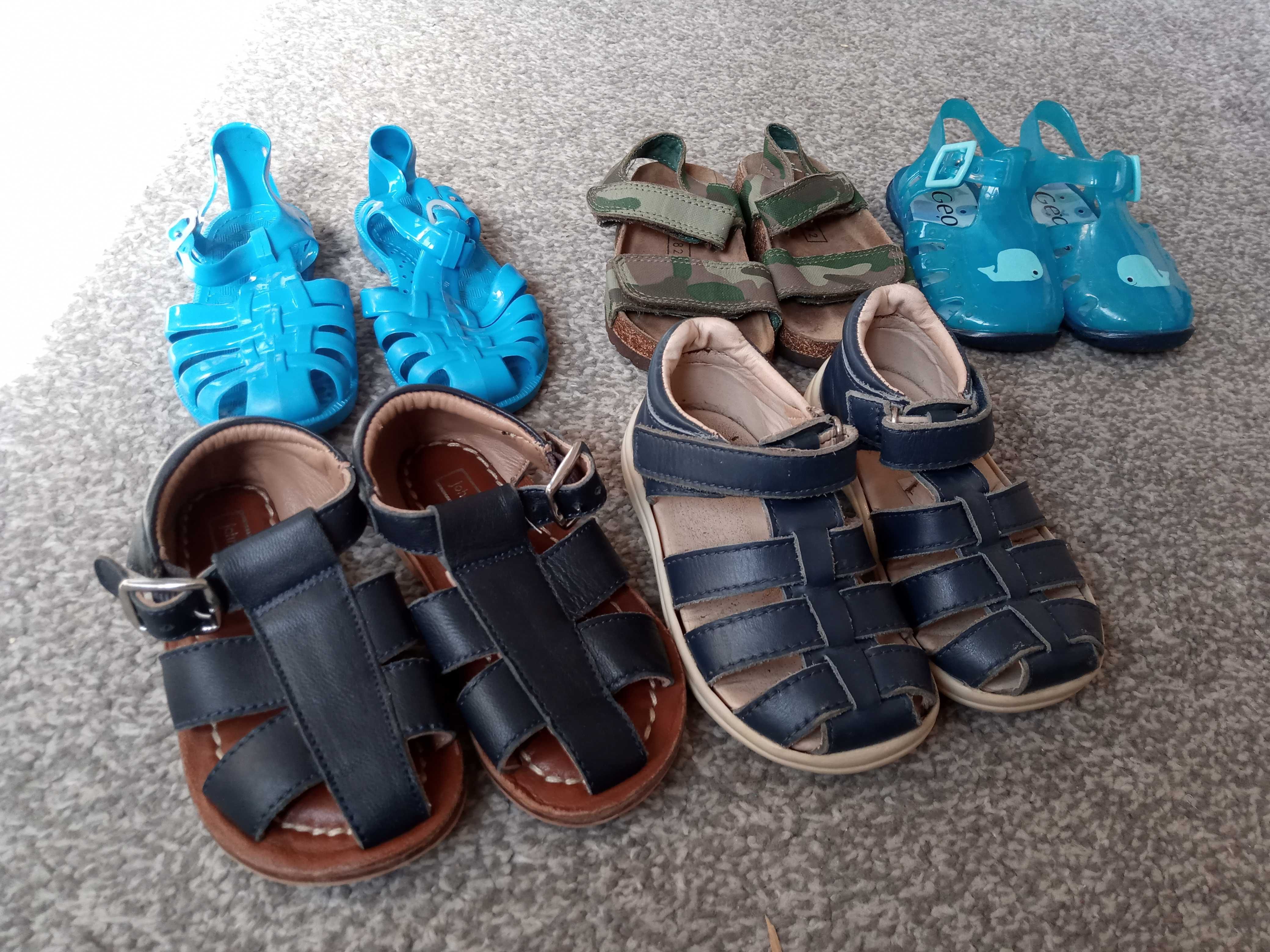 Lot sandale pentru băiețel mărimea 22
