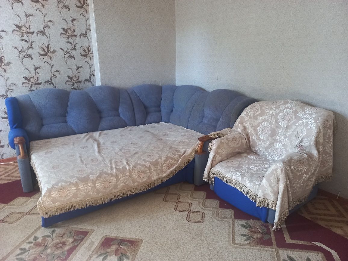 Продам угловой диван