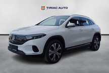 Mercedes-Benz EQA Trapa panoramica // Suspensie reglabila