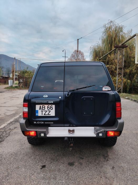 De vânzare Nissan Patrol y61 3.0 autoturism 7 locuri!