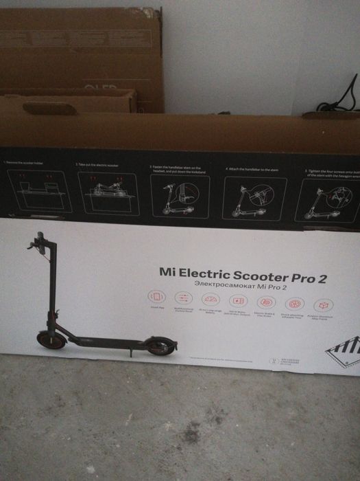 Vând trotineta electrica xiaomi pro 2