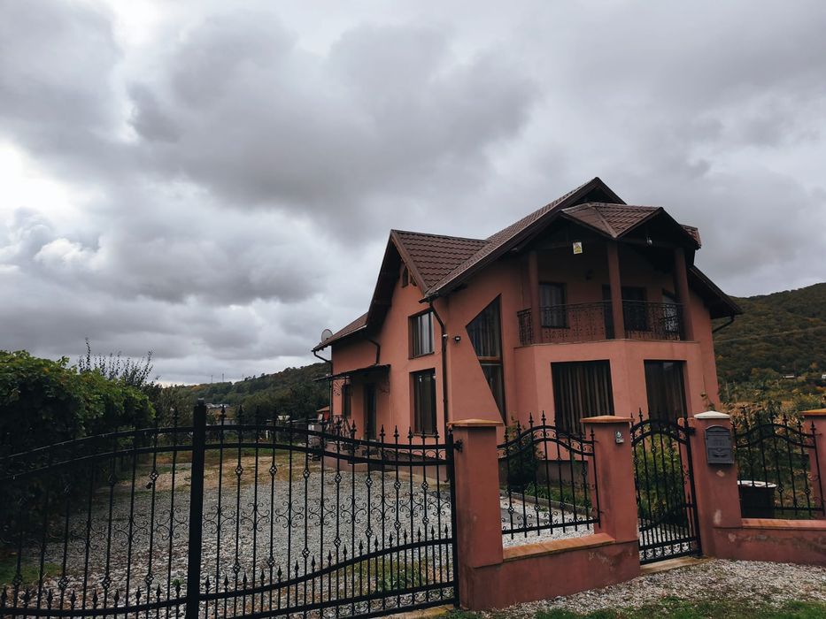 Casa de vânzare !