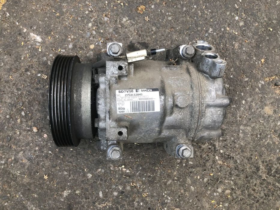 Compresor clima AC Dacia Logan 1 PH2 facelift 1.6 16v benzina